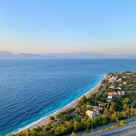 Diamond Suite Diakopto Exterior foto